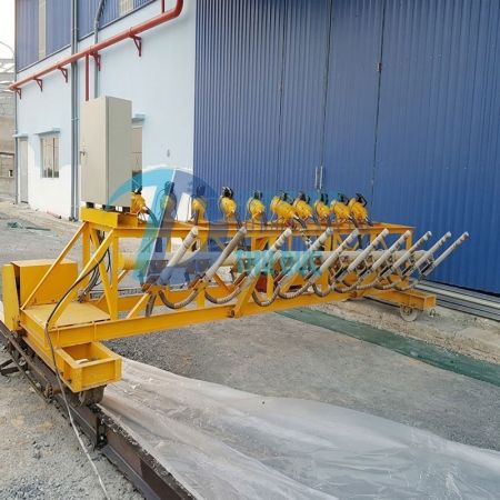 Máy đầm tự hành Máy đầm tự hành